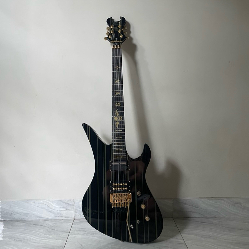 Schecter Synyster Gates Custom S