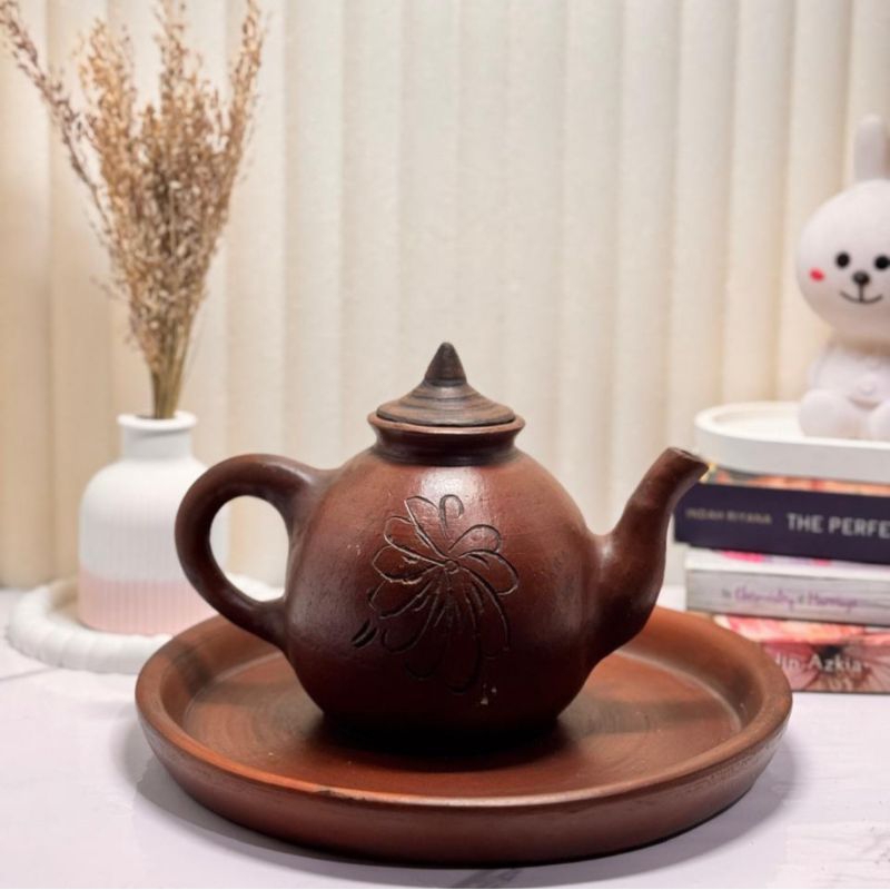 Teko tanah liat / cangkir tanah liat satu set dengan nampan