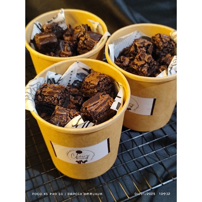 

Chewy Brownies Medium 16Oz