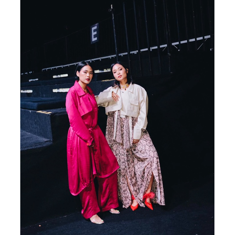 IKYK - Long Outer Fuschia