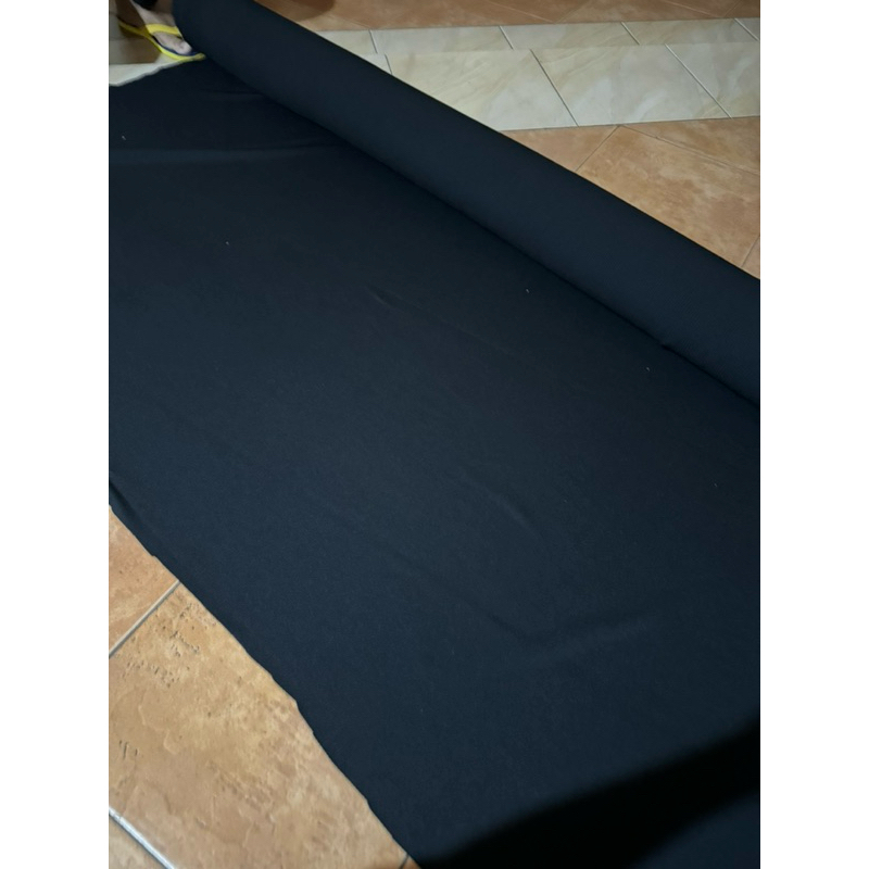 Kain Knit Hitam