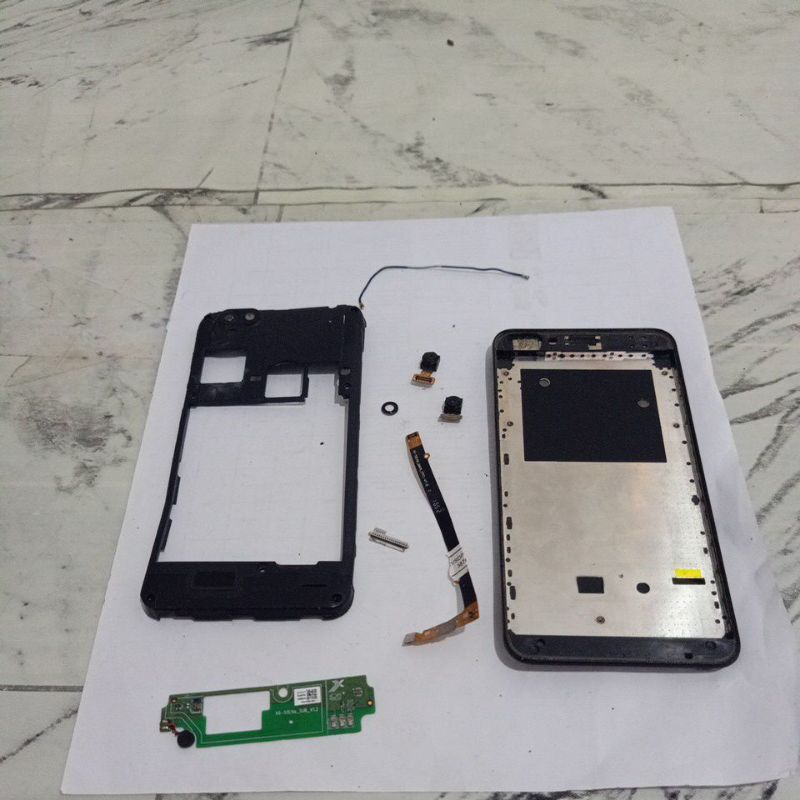 Sukucadang Lenovo a2020 vibe c KAMERA DEPAN LENOVO VIBE C A2020-A40 tatakan lcd lenovo vibe c tulang