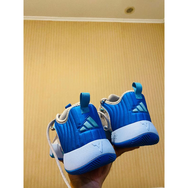 adidas trae unlimited original basket ball