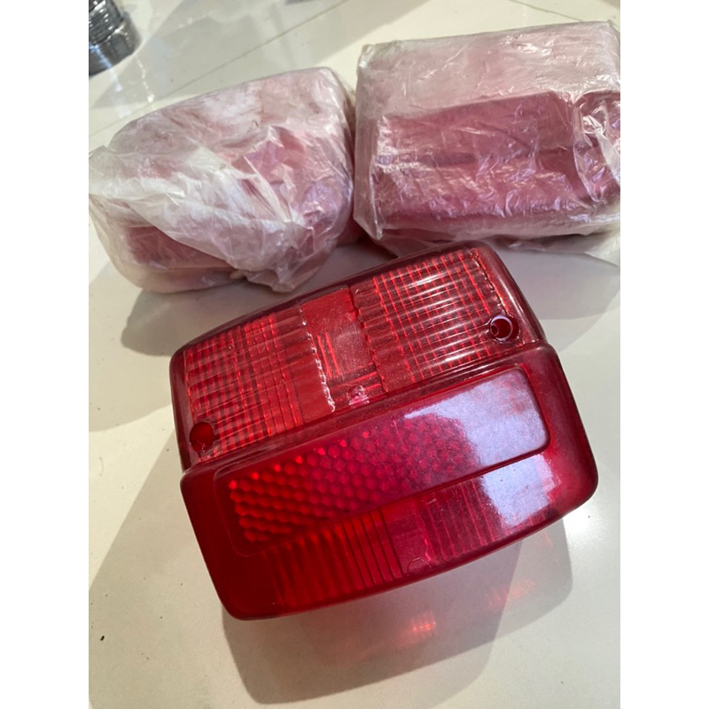 mika stoplamp vespa sprint super kotak