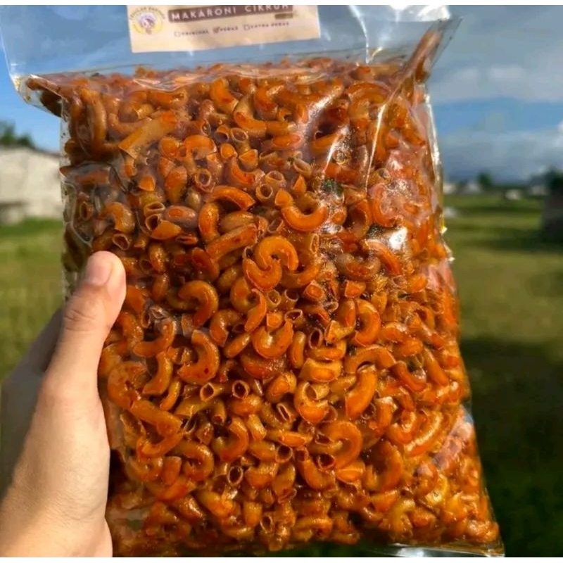 

1 KG MAKARONI CIKRUH DAUN JERUK 1000 GRAM DI JAMIN BIKIN NAGIH TIDAK PELIT BUMBU Pedas Food Snacks Kering