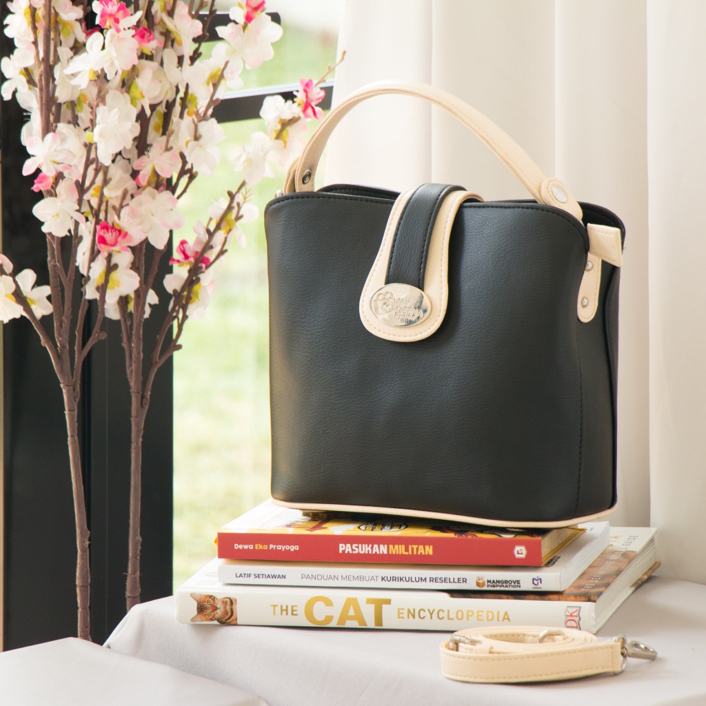 My Qeena by Kirana Stuff Fiona Bag Tas Wanita Tas Selempang Slingbag Bucket Bag Tas Terbaru