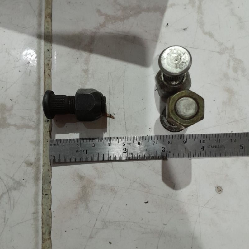 baut mur roda carry berbeda drat abcde