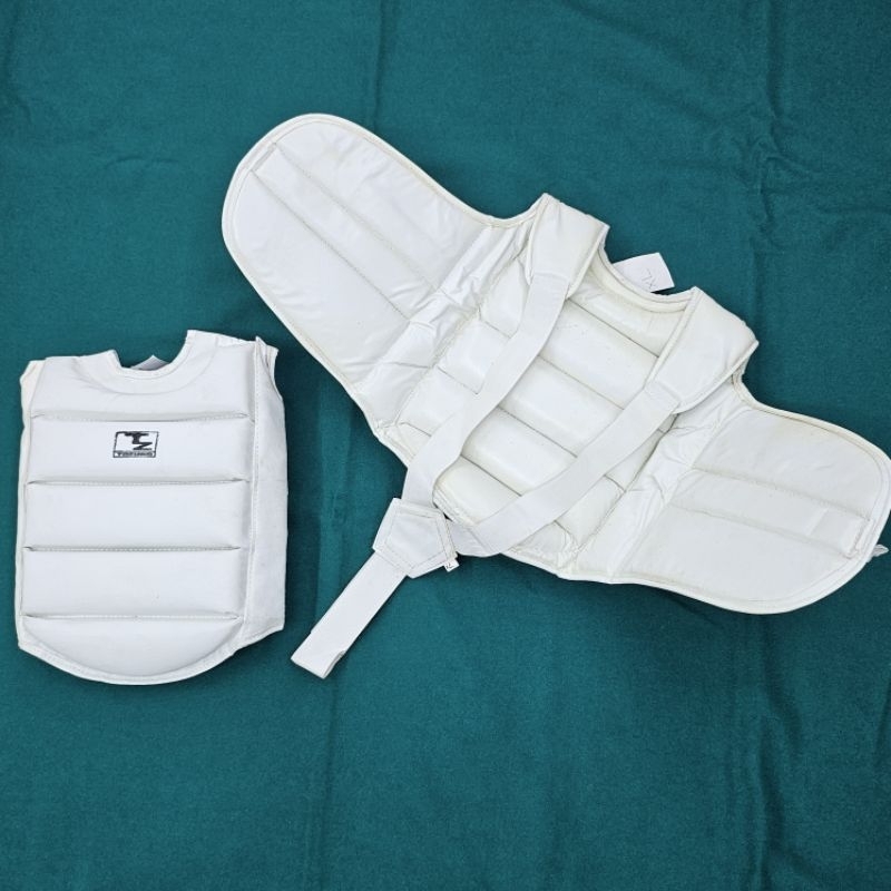 ROMPI KARATE / BODY KARATE / BODY PROTECTOR KARATE TOJUKO APPROVED