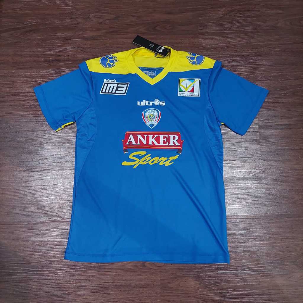 Jersey Arema Cronus Pramusim 2013