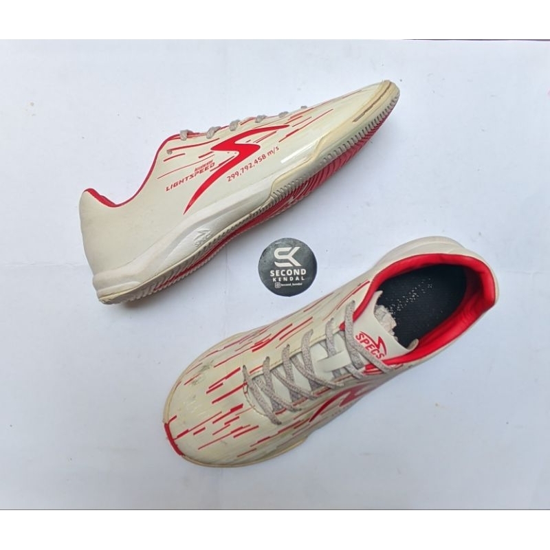 SPECS ACCELERATOR LIGHTSPEED REBORN IN - WHITE/EMPEROR RED