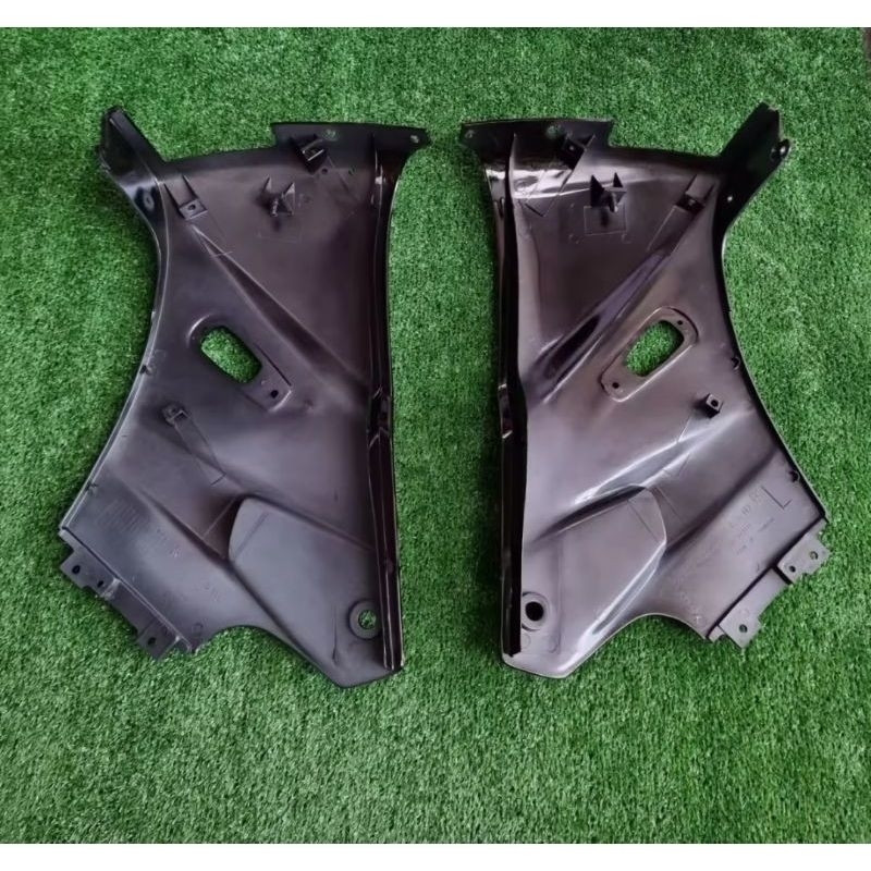 fairing atas SSR bahan ABS hitam original thailnd set kanan kiri