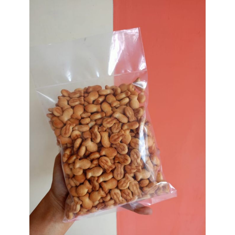 

Macam Kue Kering. Bolu Kering, Marie Stick, Mini Fish Marie