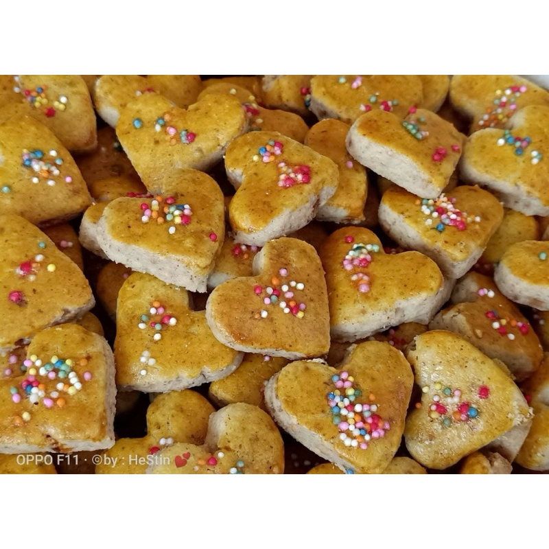 

Kue Kacang Homemade Special 250 gram (1/4 kg), 500 gram (1/2kg)
