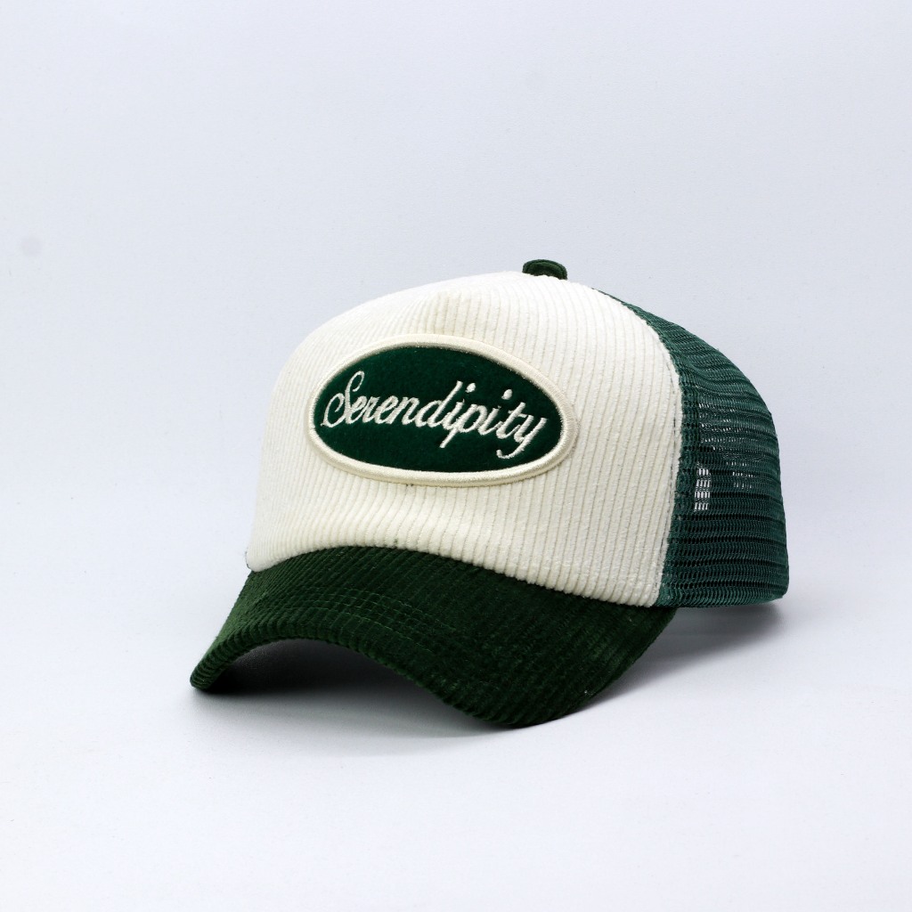 TOPI JARING TRUCKER HAT LIDAH PENDEK HIJAU BOTOL MIX BROKEN WHITE VISOR PENDEK SERENDIFITY