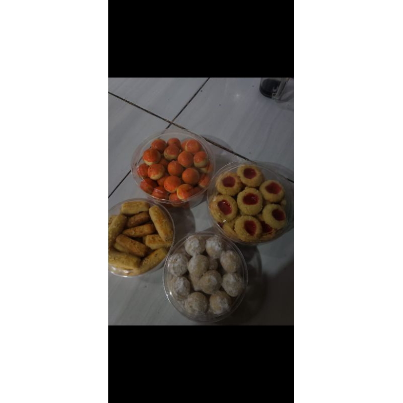 

kue lebaran, menerima pesanan