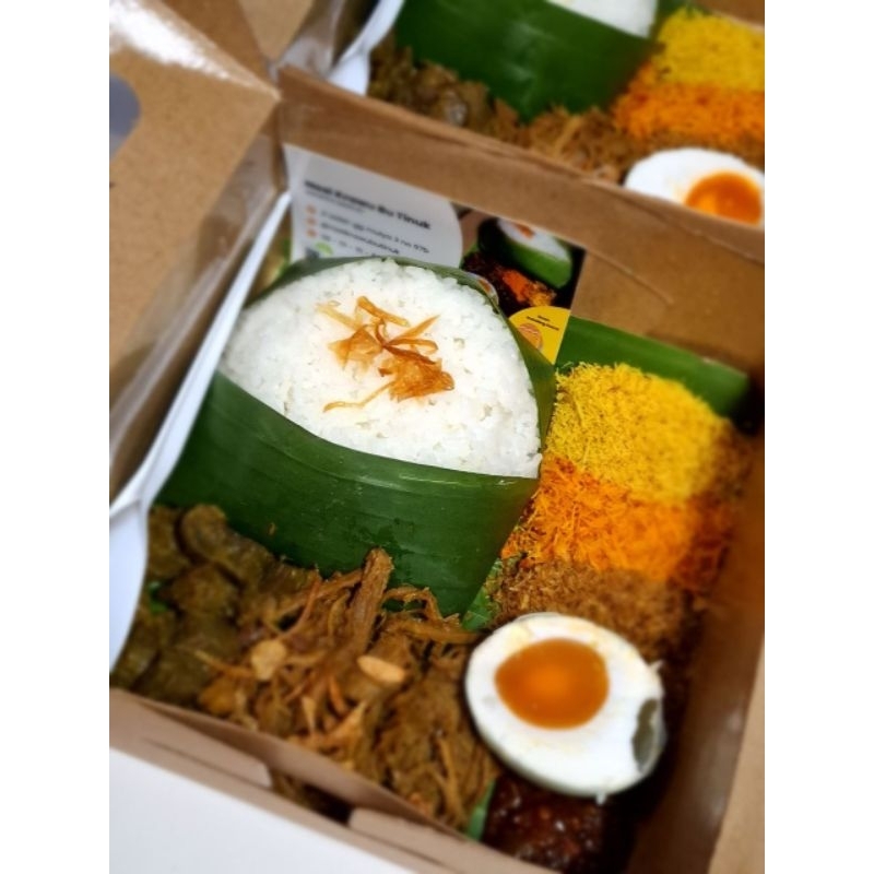 

nasi krawu sapi spesial telor asin box