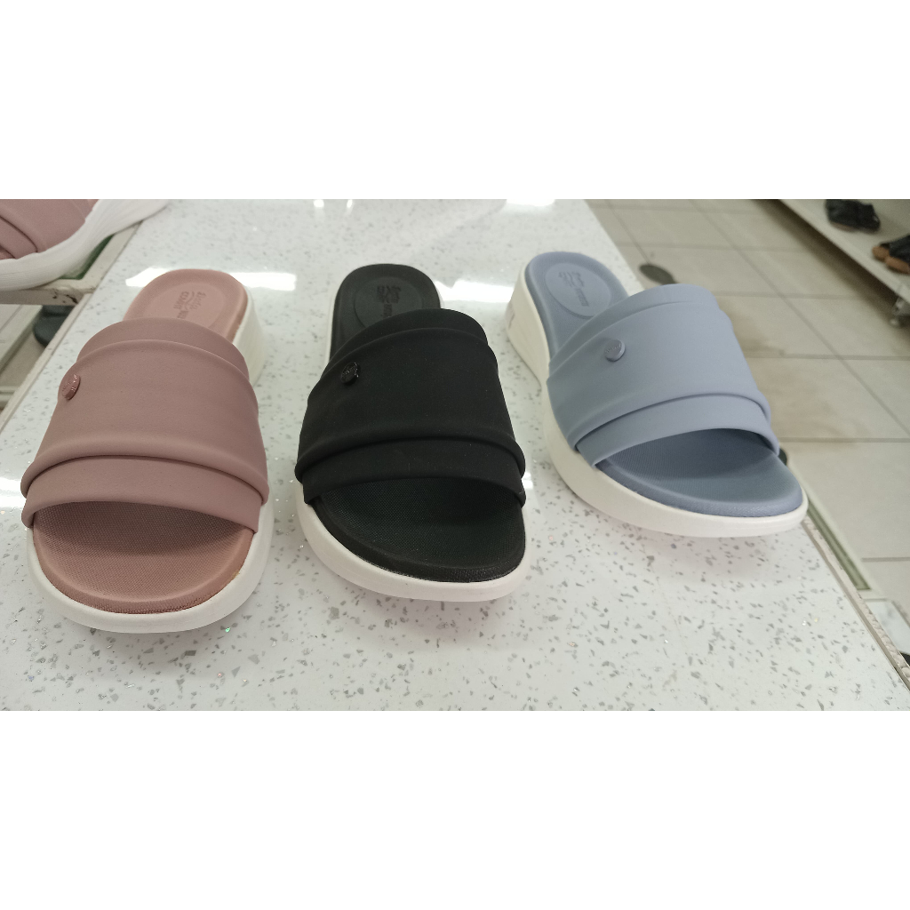 Bata comfot wanita wedges