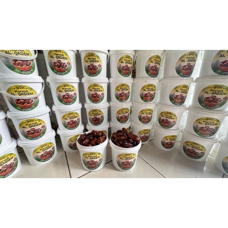 

Kurma Toples Ember AL-QASIEM
