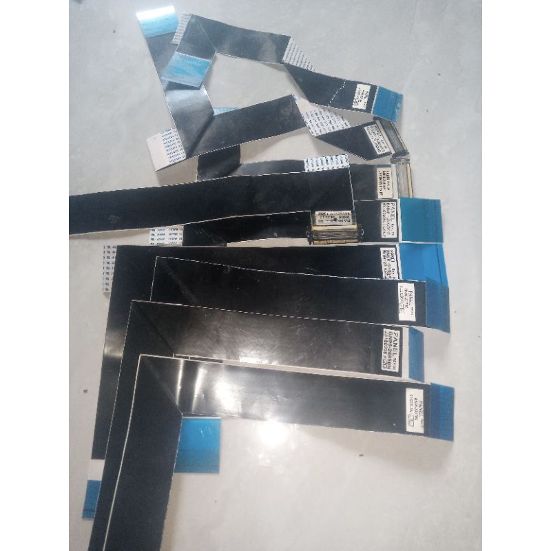 KABEL FLEXIBEL LVDS TV SAMSUNG 22-32 INC