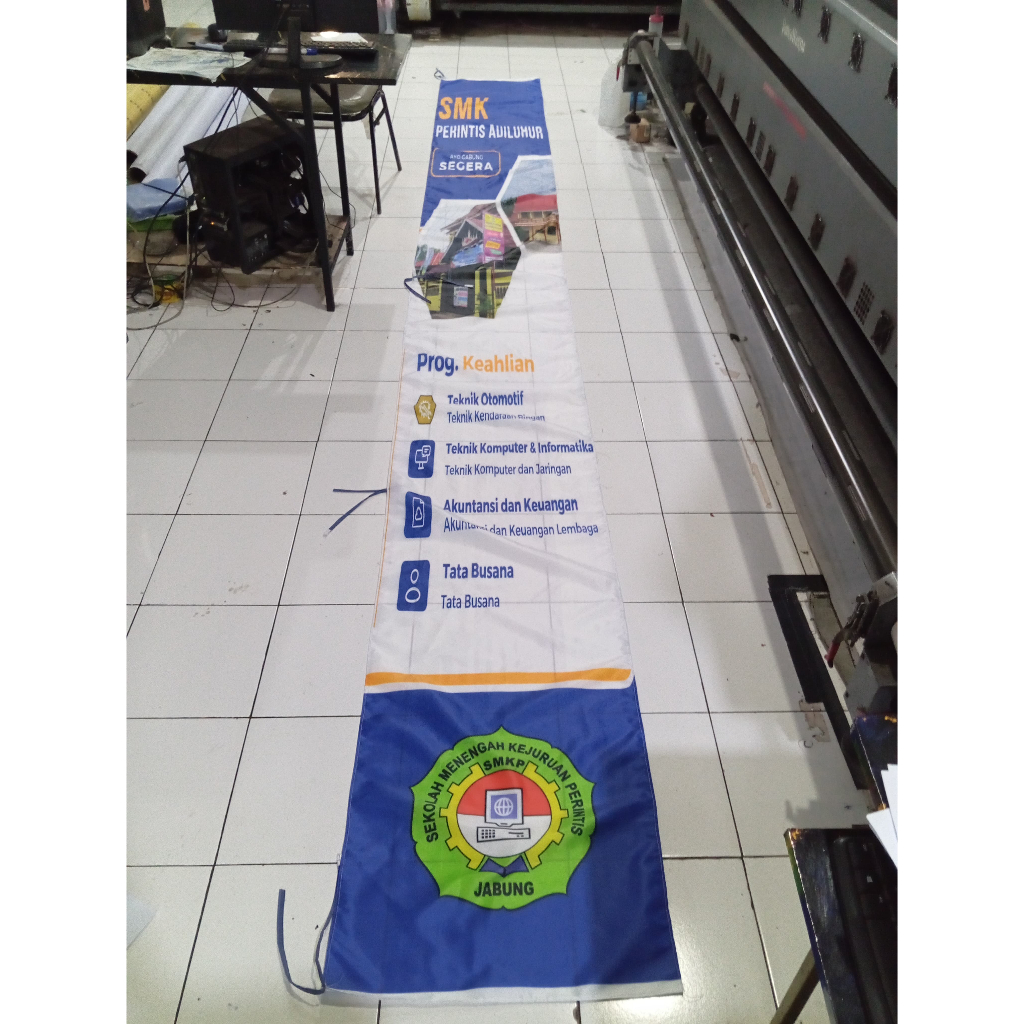 Cetak Umbul Umbul Custom/Umbul Umbul Custom Desain/Umbul Umbul Custom Printing