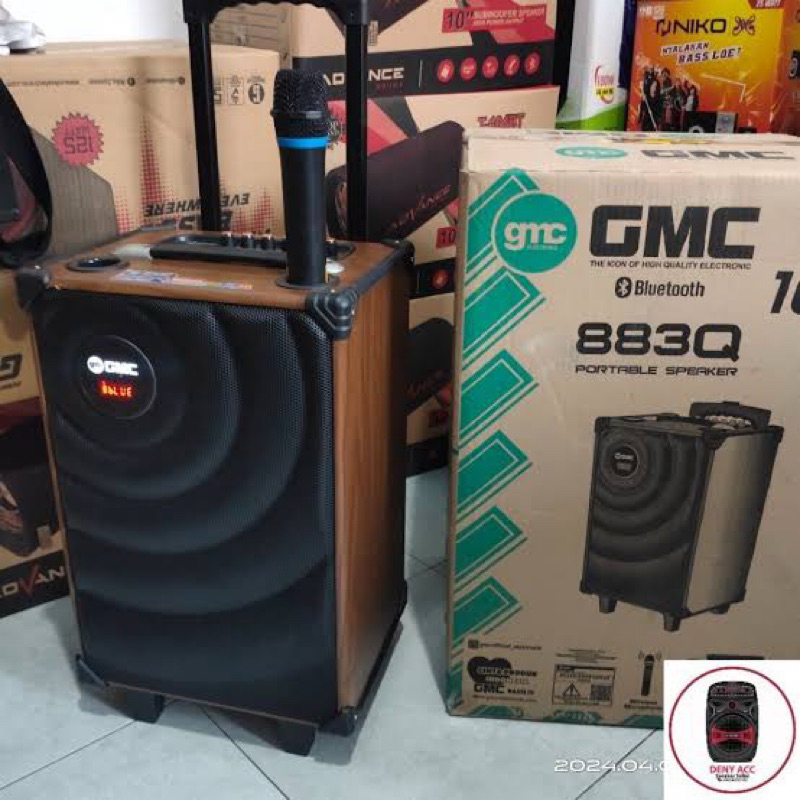 GMC Bluetooth Speaker Portabel 8830Q