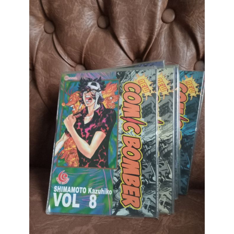 Komik New Comic Bomber
