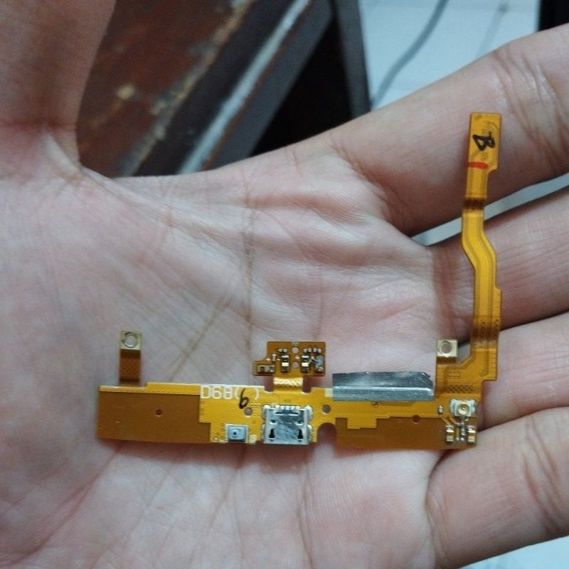PCB Connector LG D686