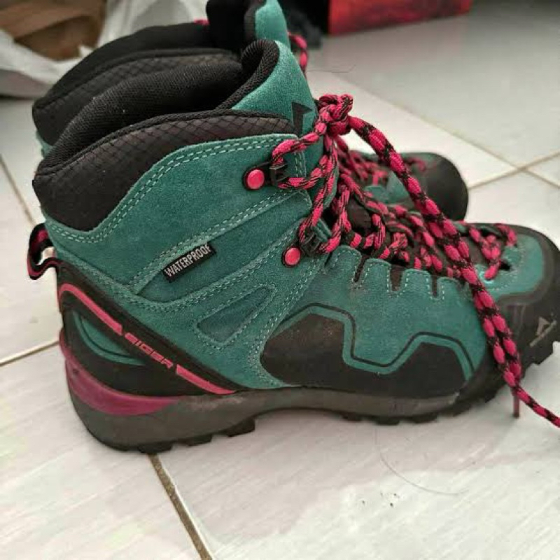 Sepatu Eiger WS Walton Waterproof