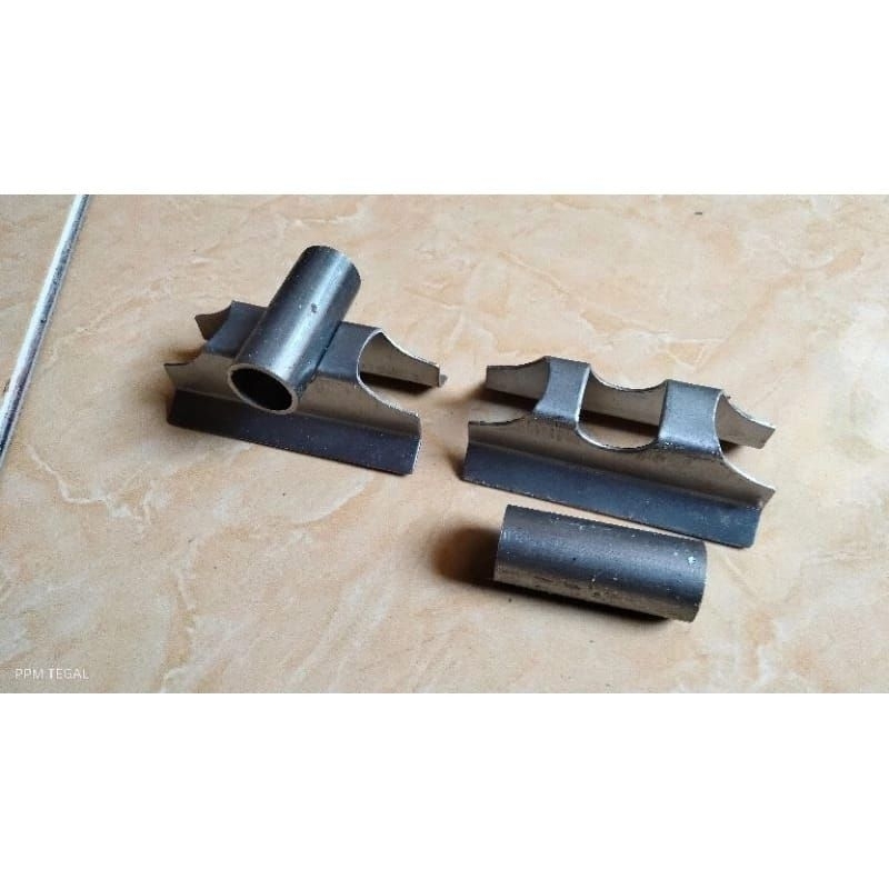 GANTUNGAN KNALPOT MOTOR TSUGIGI VARIO 125cc/150cc