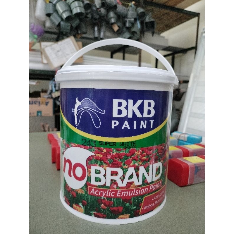 Cat Tembok Ekonomis SUPER WHITE dan METROWHITE(PUTIH SEMU BIRU) BKB paint Kemasan Galon 5 kg BEBAS M