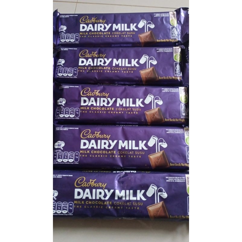 

Cadbury Dairy Milk Chocolate Cokelat Susu Coklat Batang 62gr