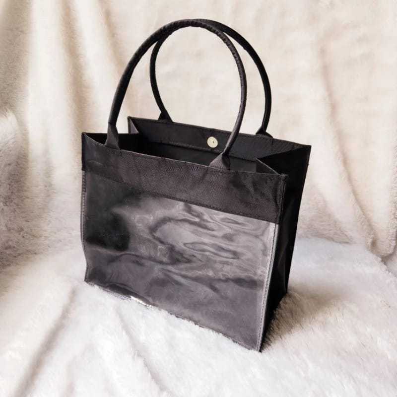 

Tas Hampers Kecil Uk P 20 L 10 T15