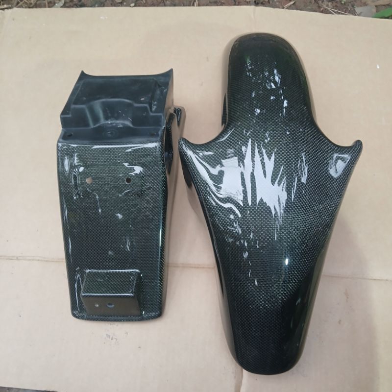 spakbor belakang ninja r carbon kevlar