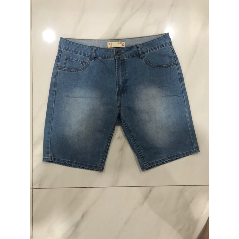 Preloved celana pendek Original PDI , bahan soft jeans warna biru butek