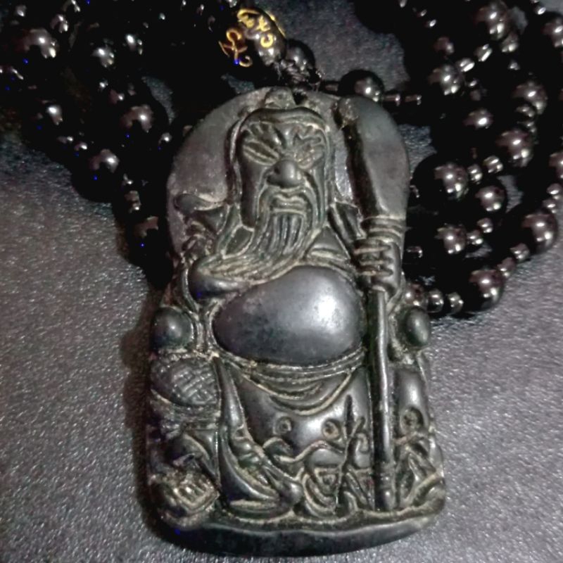 kalung giok hitam kwankong