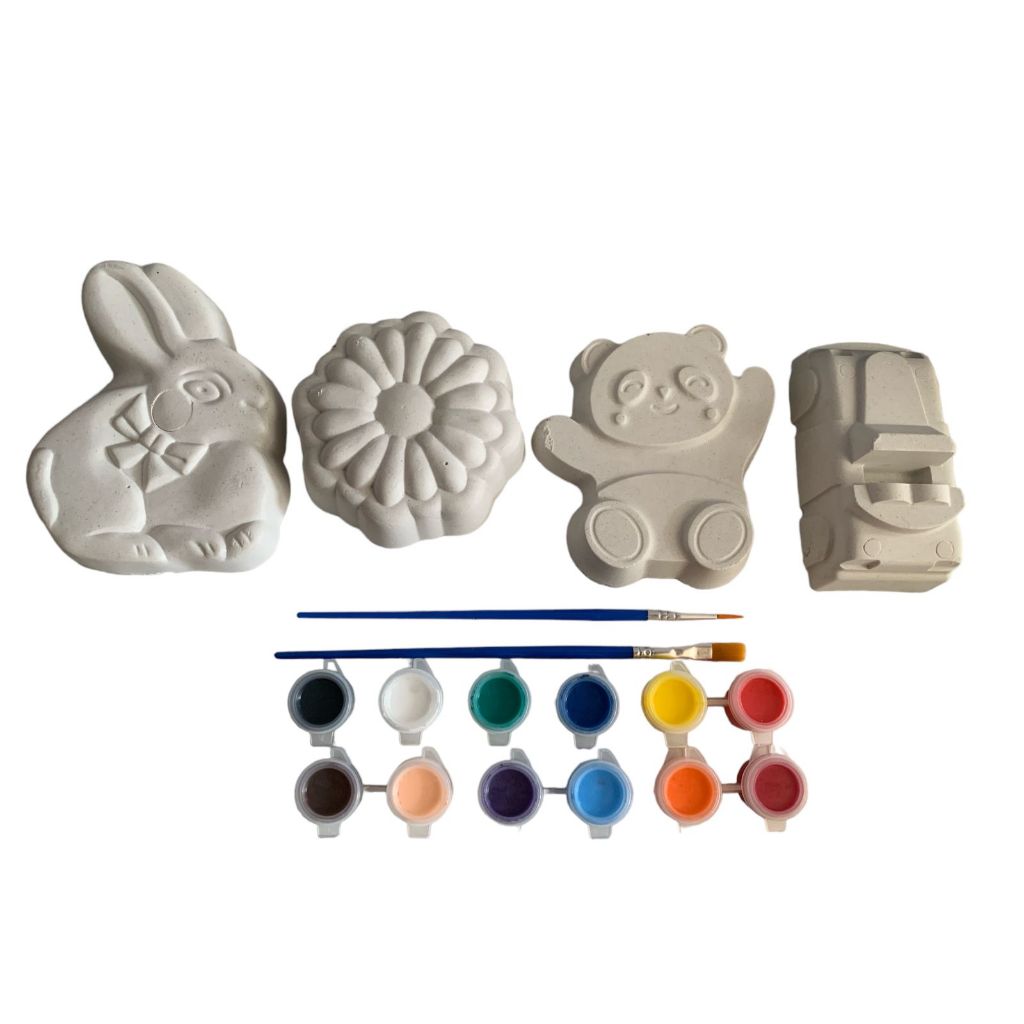 

Paket Lukis Gypsum Large (4 Gypsum Large + 2 set cat kecil isi 6 + 2 kuas ) / Melukis Anak Lengkap Mewarnai Patung Gypsum Painting