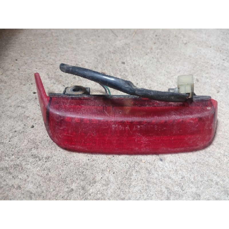 Stoplamp lampu belakang bawah begel behel planger fizr fiz r ori