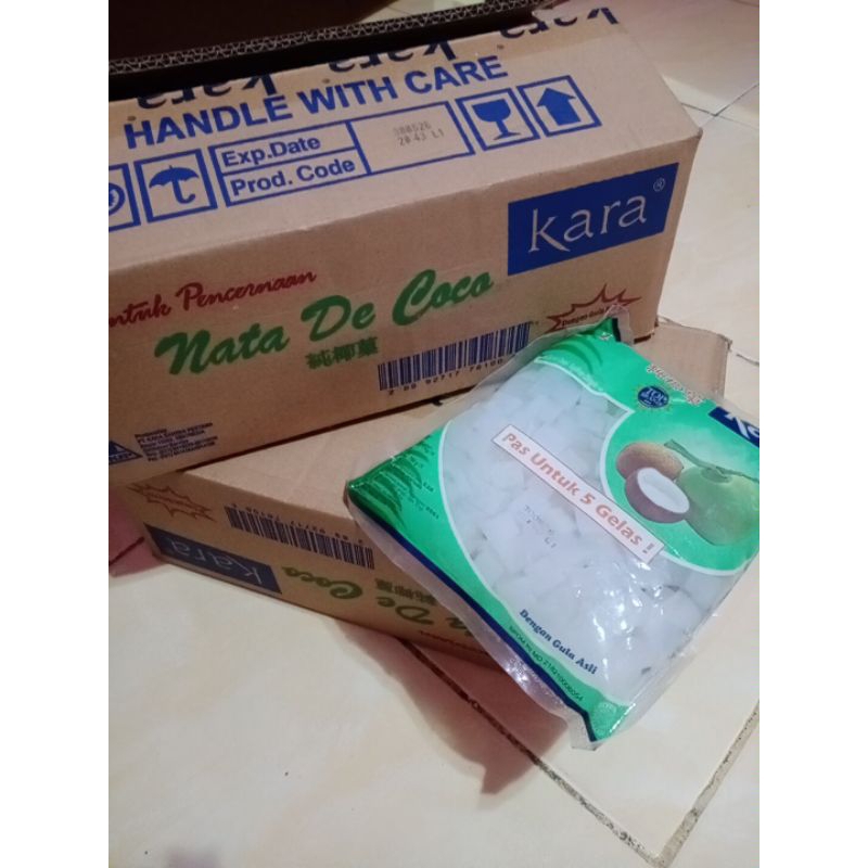 

KARA NATA DE COCO PAS UNTUK 5 GELAS, // NATA DE COCO @1.000GR