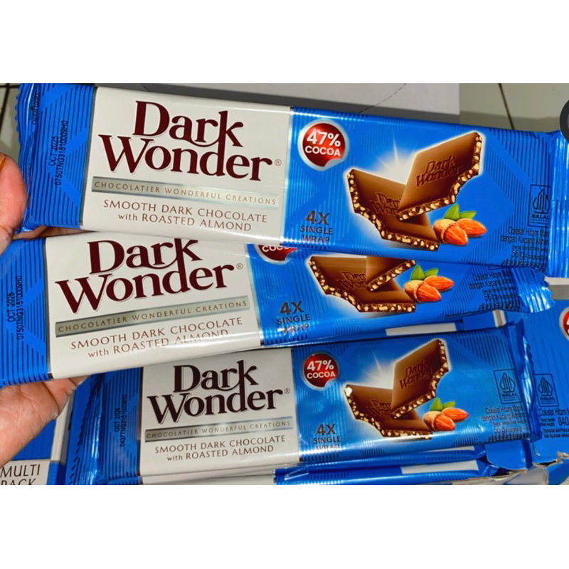 

Dark Wonder Chocolate Cokelat dengan Rasa Almond Smooth