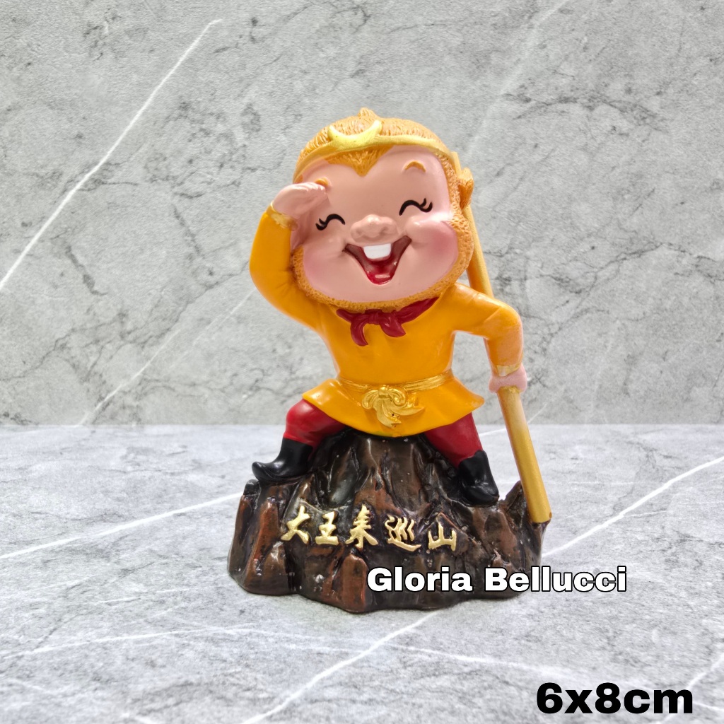 patung pajangan sun go kong miniatur kera sakti dashboard mobil