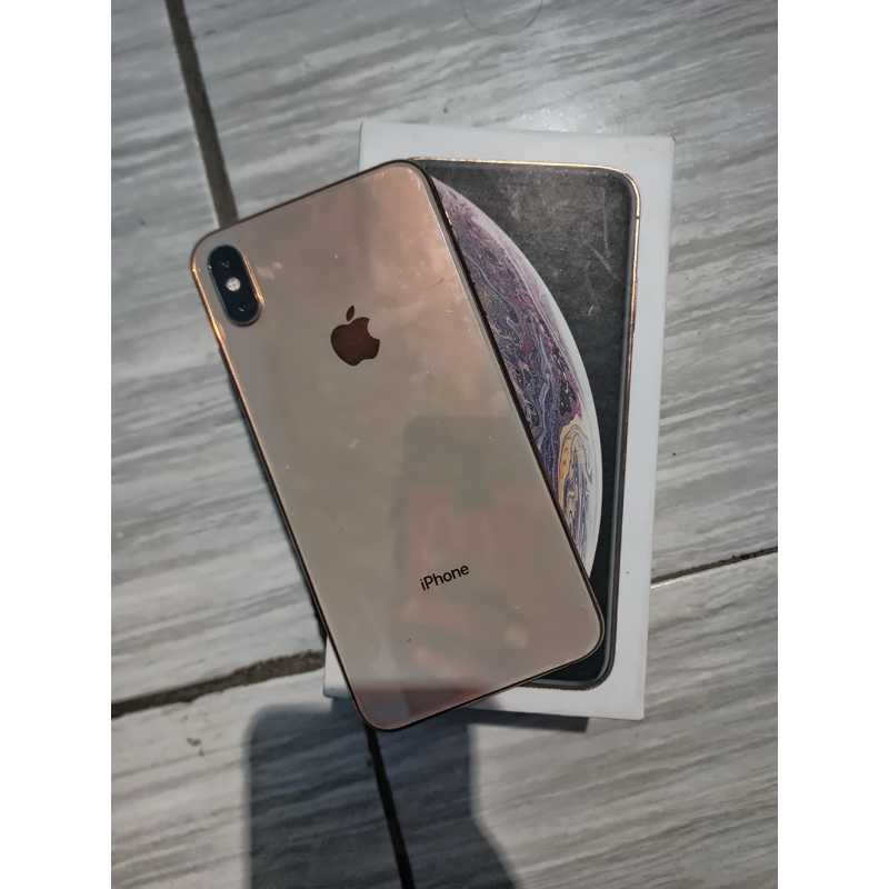iphone xsmax 64gb
