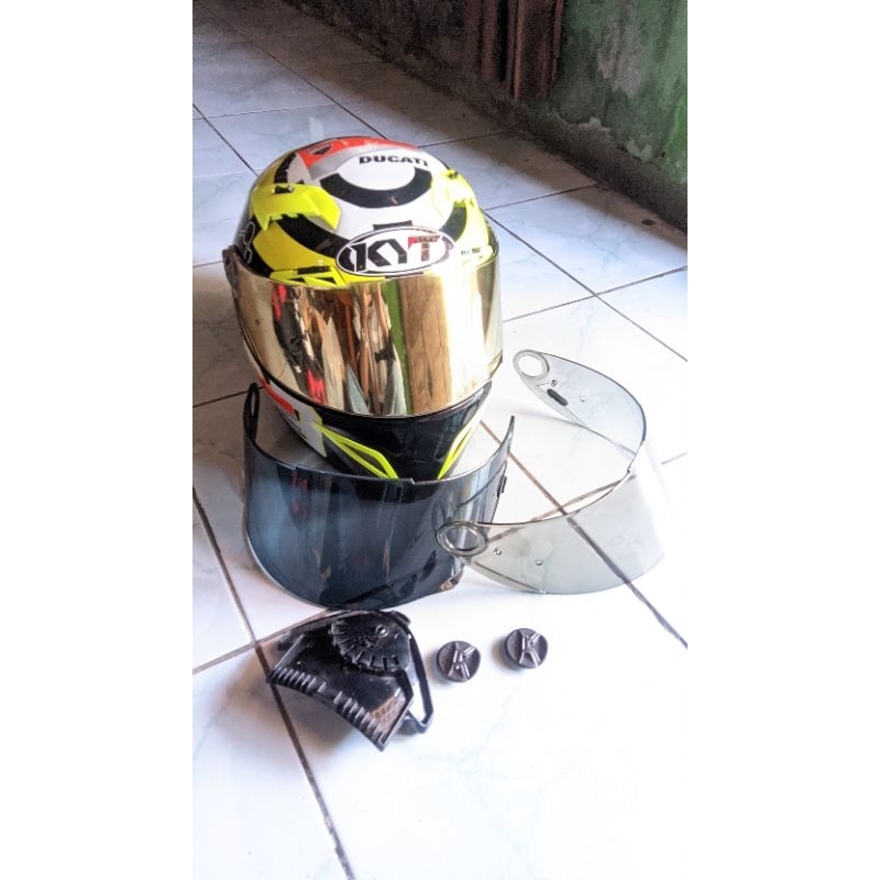 KYT c5 race