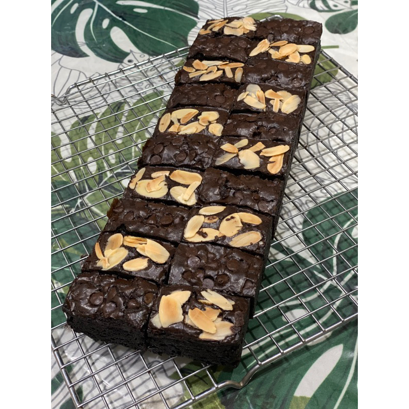 

Fudgy Brownies (15x10cm)