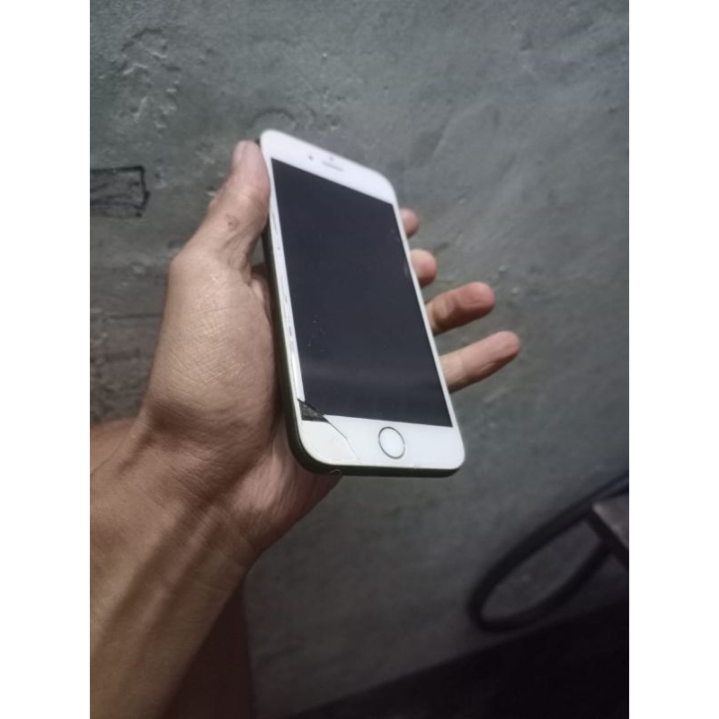 bahan minus iphone 8 minus lcd bleng l