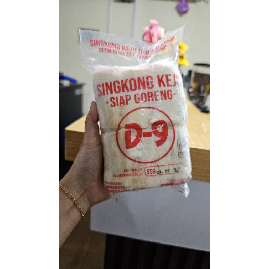 

SINGKONG KEJU D-9 SALATIGA / SINGKONG KEJU SIAP GORENG