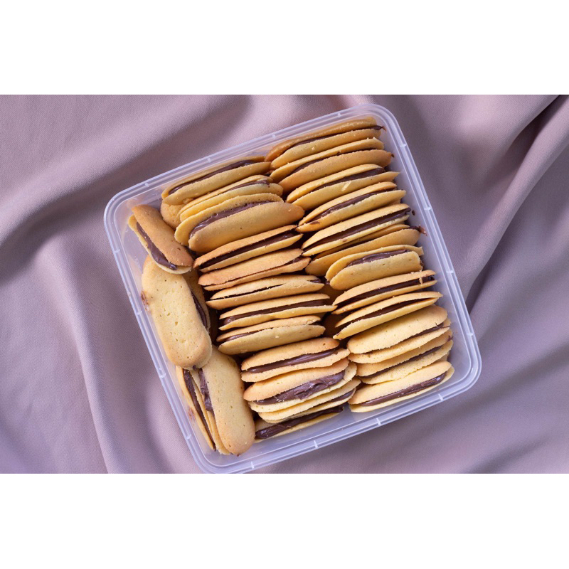 

Kue Lidah Kucing Nutela 250gr / Kuker Lidah Kucing Nutela Homemade