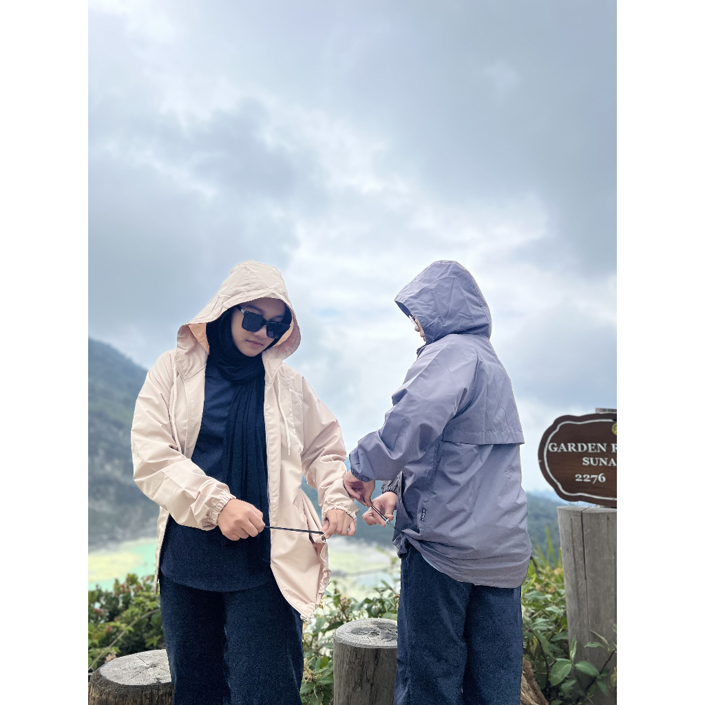 Brave Youth Jaket Wanita Jumbo Jaket Olahraga Jumbo Jaket Women Sporty Jumbo Jaket Parka Wanita Anti