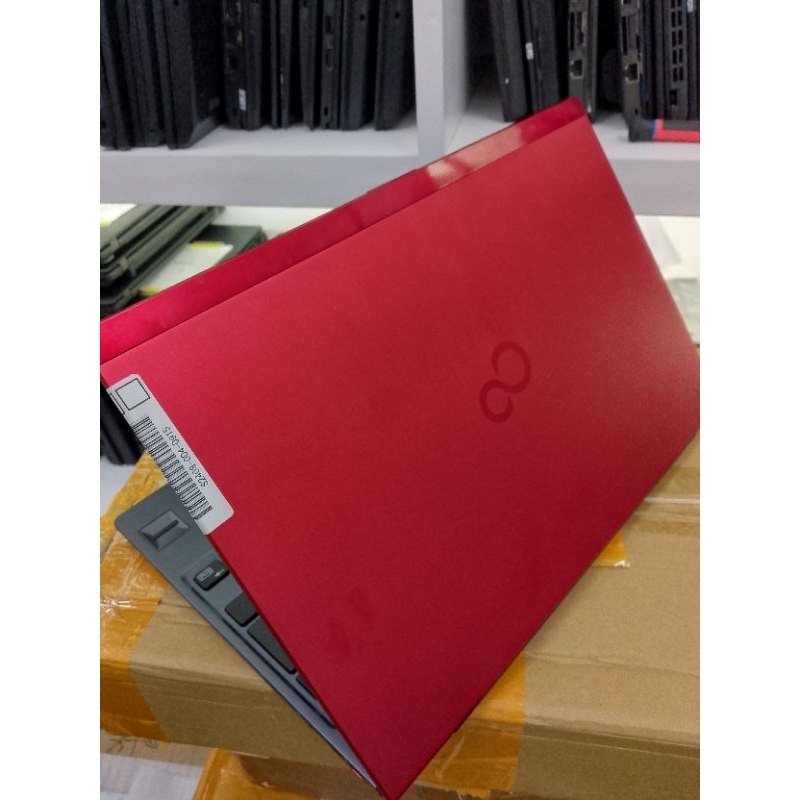 Fujitsu u938/futro Mu937 i5 gen 7//ram 8gb //SSD 256gb siap pakai