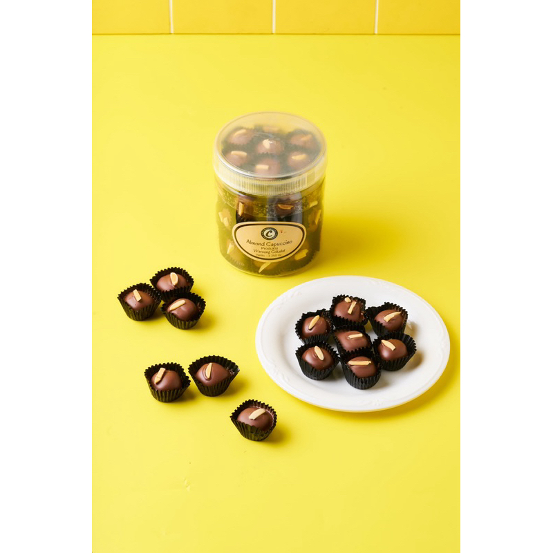 ALMOND CAPPUCCINO by Waroeng Coklat