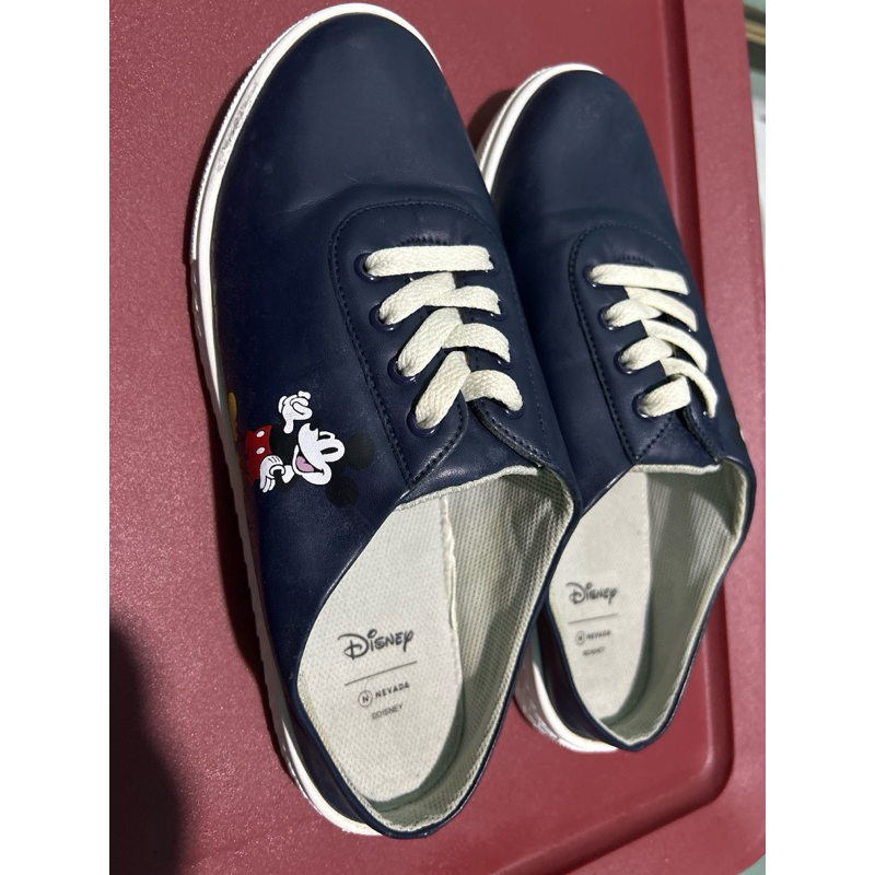 Preloved Sepatu Sandal Disney x Nevada Original 100%